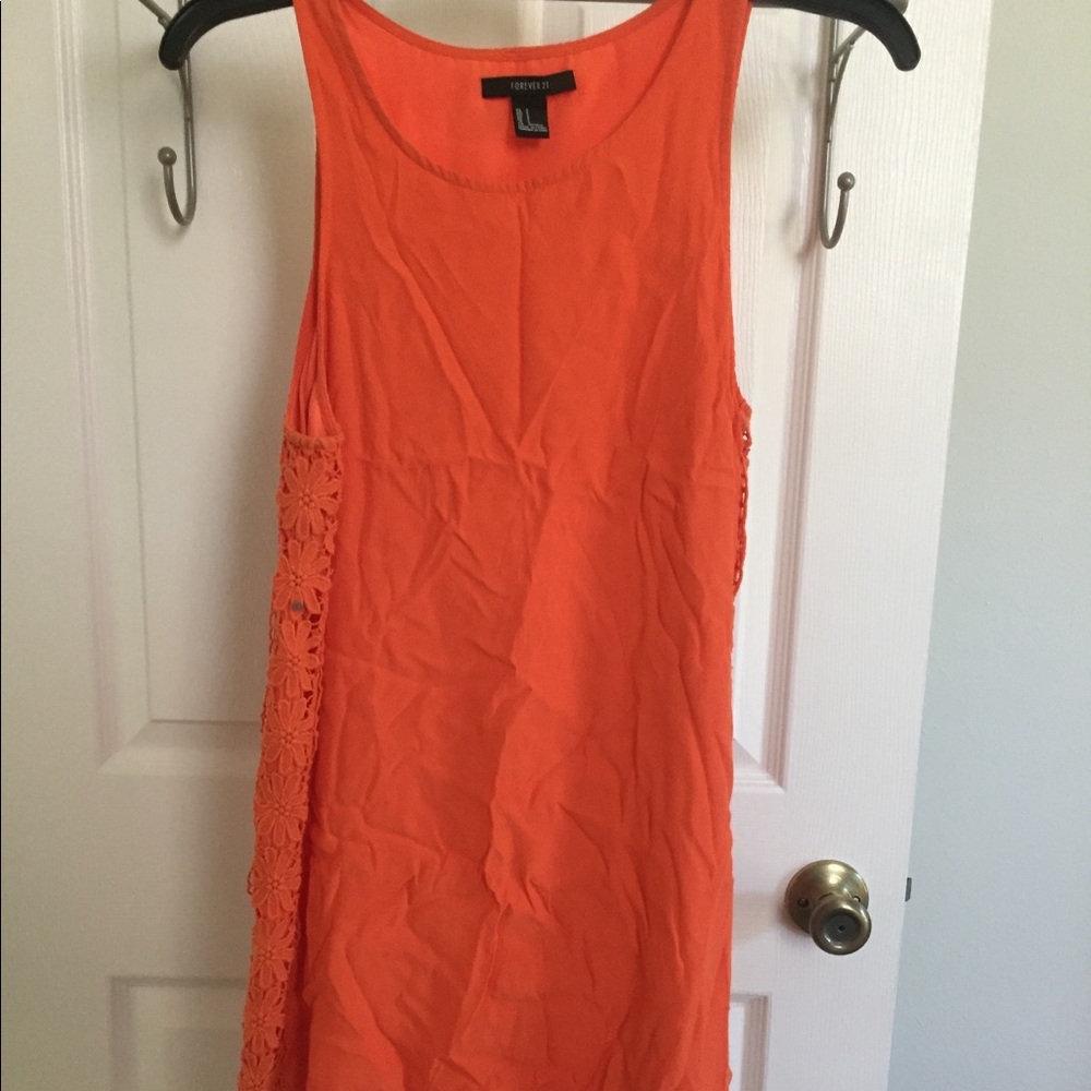 Shift Dress with side Lace detail